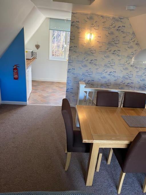 3 Bedroom Lodge With Hot Tub On Lovely Quiet Holiday Park In Cornwall Gunnislake Kültér fotó